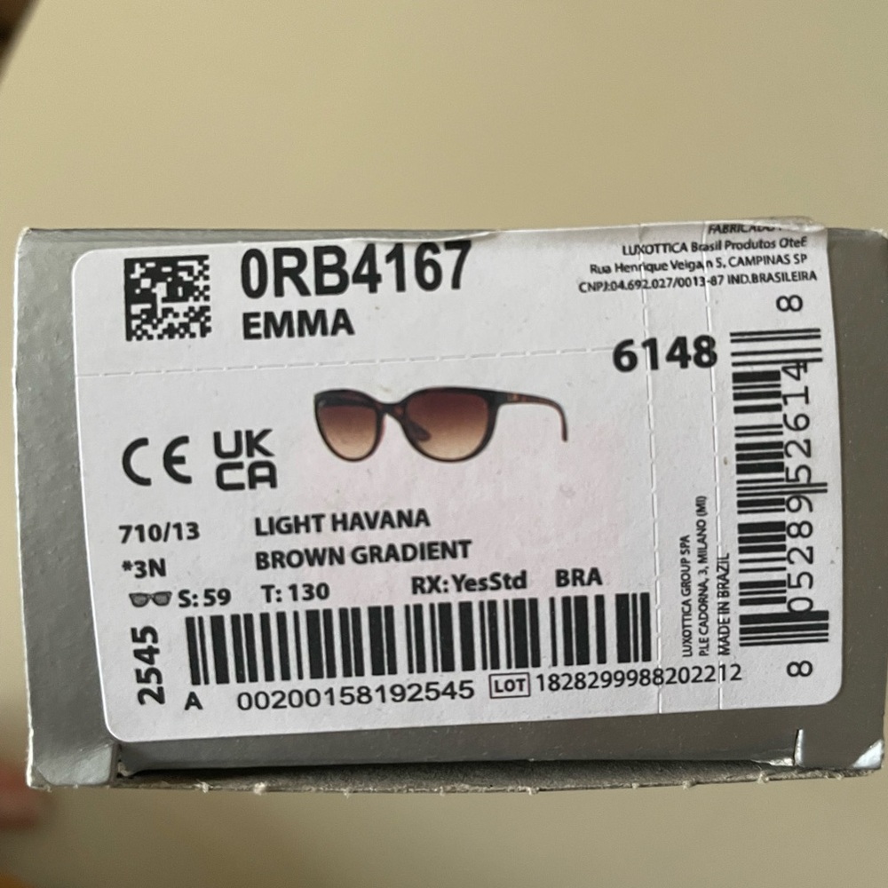 Ray-Ban Sunglasses - Picture 5 of 7